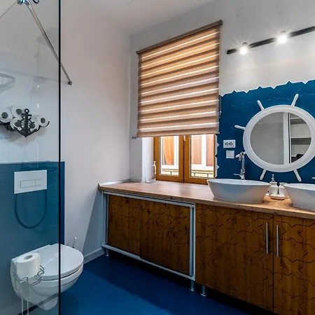 Old Town Escape Apartment *