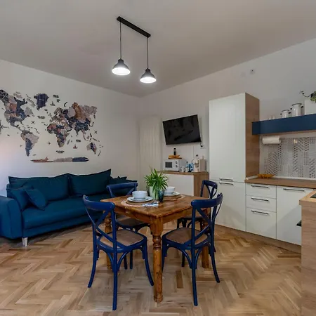 Luxurious In Old Town - Ultra Brasov